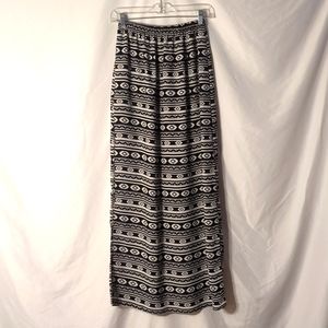 Southwestern Style Print Maxi Skirt